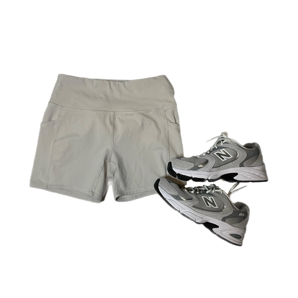 cream workout shorts